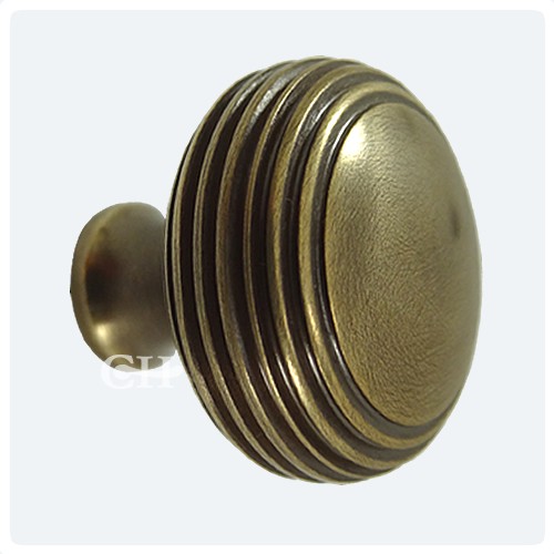 British Handmade Reeded Beehive Cupboard Knobs In Brass Bronze Antique Brass Unlaquered - British Handmade Reeded Beehive Cupboard Knobs In Brass Bronze