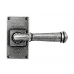 Finesse Pewter Durham Handles on Jesmond Latch Backplate