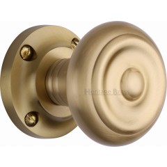 Aylesbury Period Door Knobs in Satin Brass