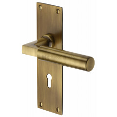 Keyhole Lock