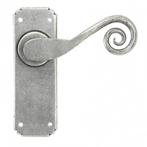 From the Anvil 33616 Pewter Monkeytail Handles on Latch Backplate from