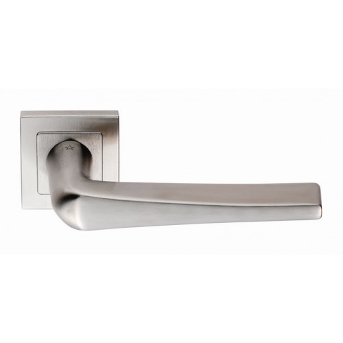 SSL1404SSS Square Lever on Stainless Steel Square Rose from Cheshire