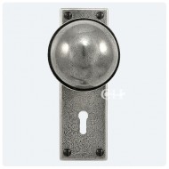 Beamish Knob on Keyhole Backplate
