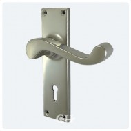 Pearl Nickel Keyhole