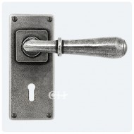 Finesse Pewter Fenwick Handles on Jesmond Keyhole Backplate