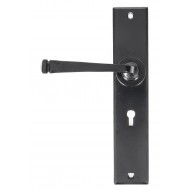 Anvil Avon Keyhole Lever Handles On Large Backplate In Black