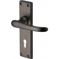 Keyhole Lock