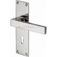 Keyhole Lock