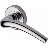 Wing Lever Handles on Rose in Polished Chrome