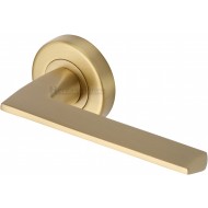 Pyramid Straight Lever Handles on Rose in Satin Brass